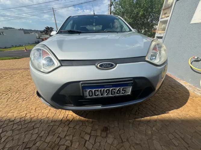 Ford Fiesta Sed. 1.6 8V Flex 4P 2012