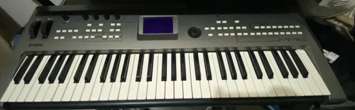 Teclado yamaha MM6