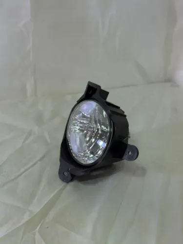 FAROL AUXILIAR (TOYOTA HILUX)2012-2015
