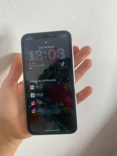 iphone 11 verde água