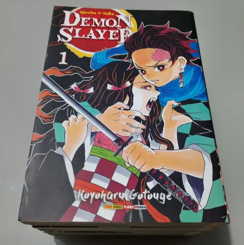 Mangá Demon Slayer Vol. 1 ao 7