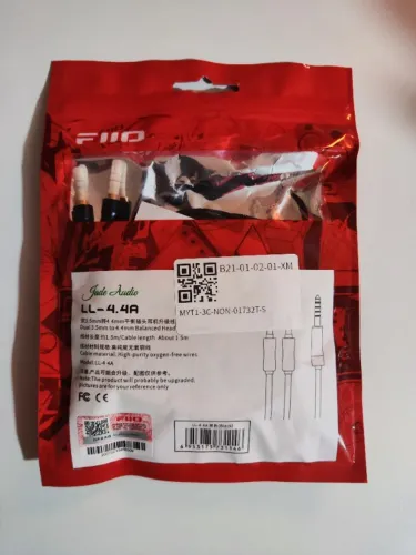 Cabo FiiO LL-4.4A 3,5 mm a 4,4 mm Balanceado cobre puro Nylon trançado para Fones Hifiman
