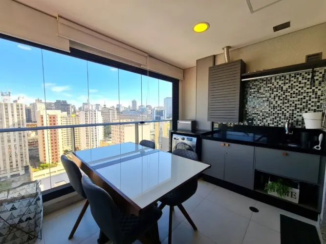 Apartamento para Locação na Aclimação mobiliado, 01 dormitório, 01 vaga, varanda envidraça