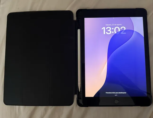 Vendo IPad 8 muito conservado