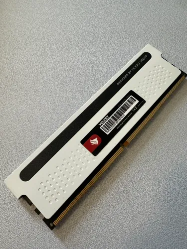 Memória RAM Pichau Velvet 8GB DDR4 3200MHz