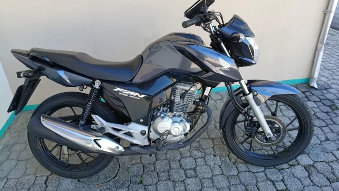 Fan 160 2024 Flex 10.500 Km único dono - manual e chave reserva.
