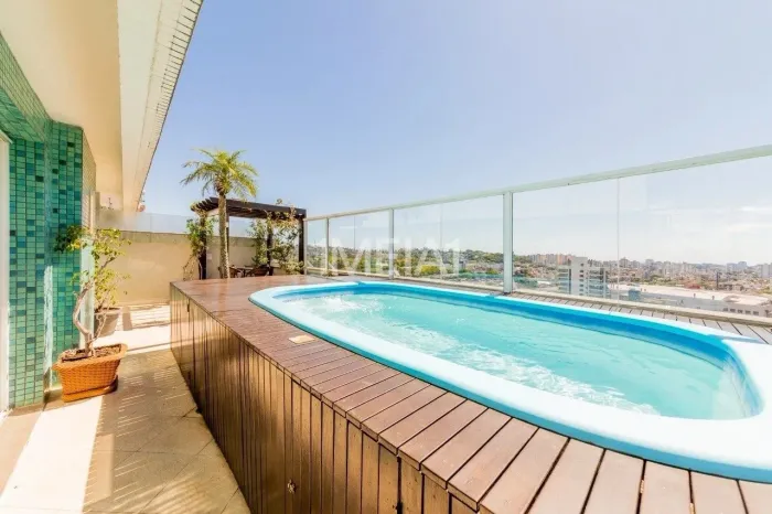 COBERTURA COM PISCINA NAS ALTURAS!!