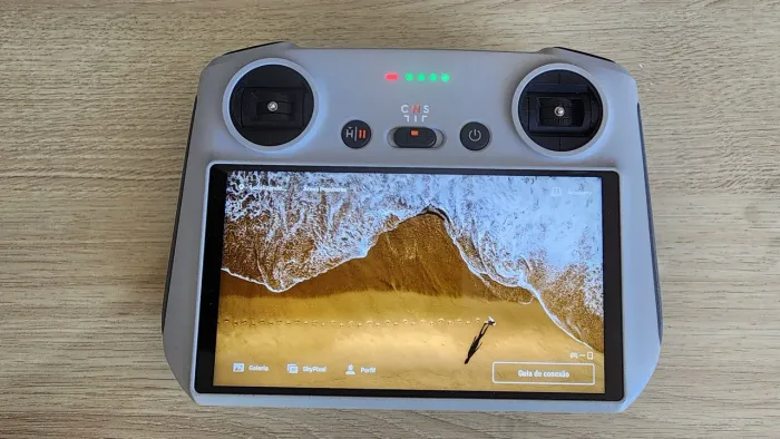 RC DJI COM TELA