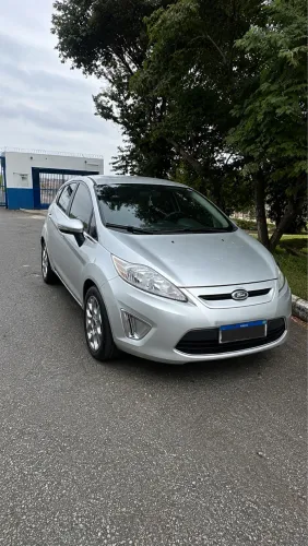 Ford Fiesta SE 1.6 16V Flex 5P 2013