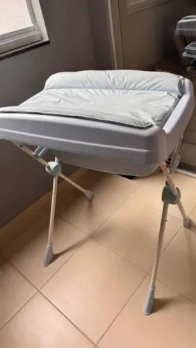 Banheira de bebê com trocador 