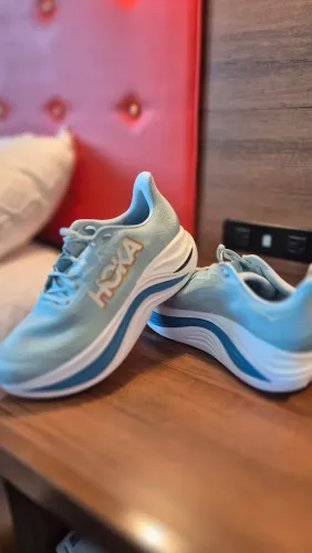 Tênis Corrida Hoka Skyward - X n° 43 