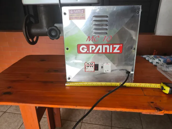 Moedor De Carne G.Paniz Boca 10 Bivolt Chave Completo