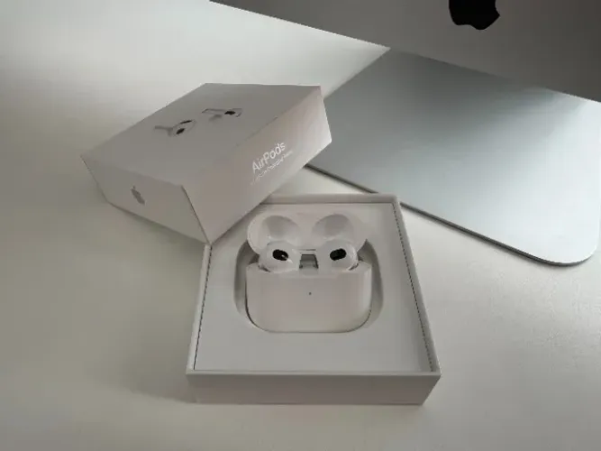 Apple AirPods 3ª geração - Qualidade de som e tecnologia Apple