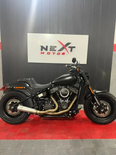HARLEY-DAVIDSON SOFTAIL FAT BOB 107 PRETO 2020