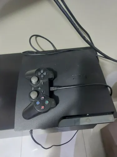 Ps3 funcionando td, em perfeito estado vem com jogos 1 controle