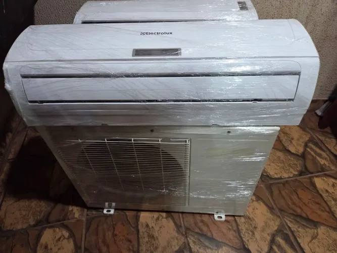 Ar condicionado Split 220v 12.000 Btus Classificação A gelando perfeitamente