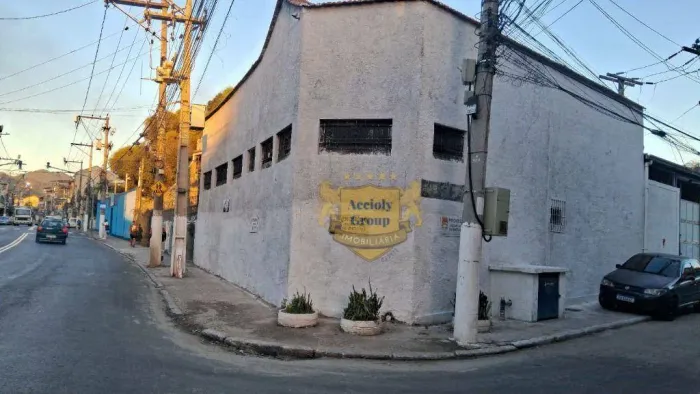 Galpão para alugar, 950 m² por R$ 6.430,00/mês - Barreto - Niterói/RJ