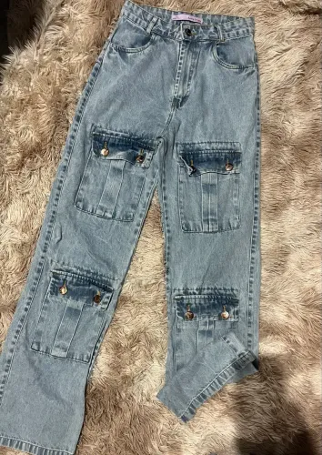 Calça Mom Pimenta Doce nova