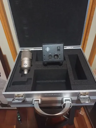 Microfone Neumann M 147 valvulado