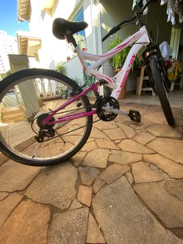 BICICLETA HOUSTON ARO 26 VIVID BRANCO ROSA