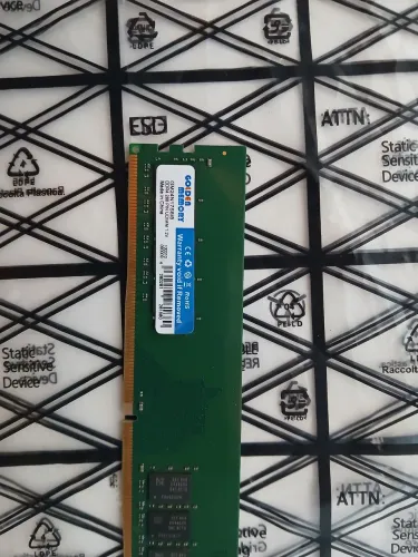 Memória RAM 8GB DDR4 2400MHz