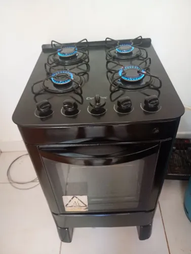 Fogão Esmaltec 4 bocas. Mesa de vidro, entrego