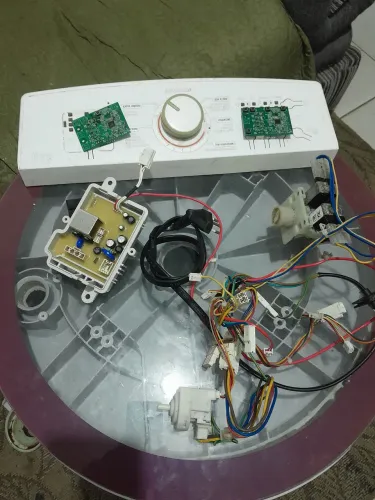 Vende materiais pra máquina de lavar roupas