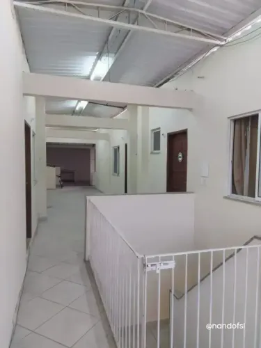 BS Imobiliária vende!! Prédio em São Gonçalo com 4 lojas de 60m² cada
