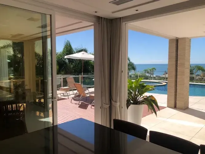 Casa Alto Padrão 1083 m² com 6 suítes na Praia Brava - Florianópolis - SC