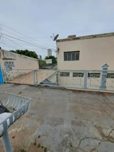 Imóvel para aluguel tem 80 metros quadrados com 2 quartos em Setor dos Funcionários - Goiâ
