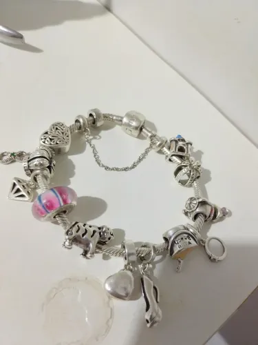 Pulseira de berloque Vivara em prata v925, com 13 berloques incluidos