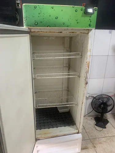 Vendo cervejeira, freezer horizontal, geladeira frost free