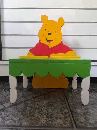 Comedouro do Pooh para cães e gatos