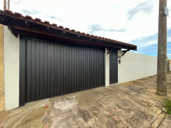 Casa com 2 dormitórios para venda no bairro VILA ALTO PARAISO