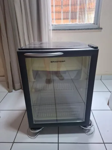 Vendo frigobar