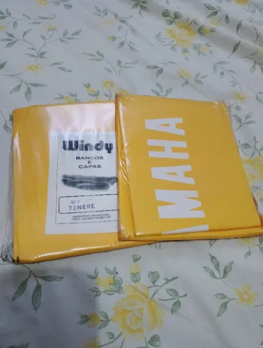 Capa Banco Tenere 600 Amarela