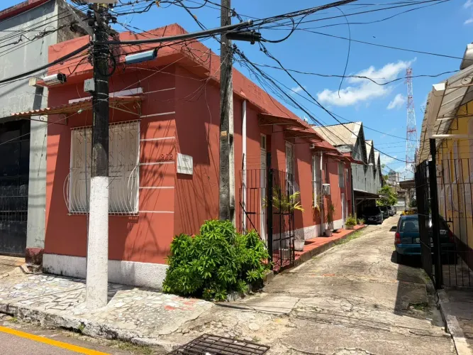 Casa Térrea Vila Fechada - 81 m² com 2/4 e 1 vg - Reduto - Belém - PA
