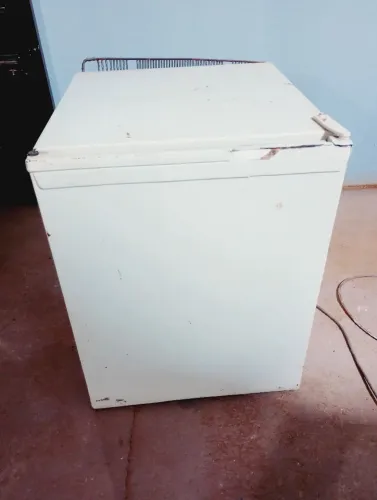 Frigobar gelando muito bem entrego