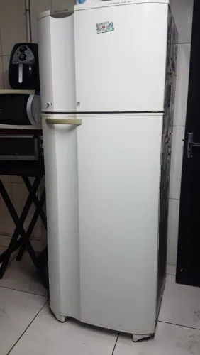 Geladeira electrolux