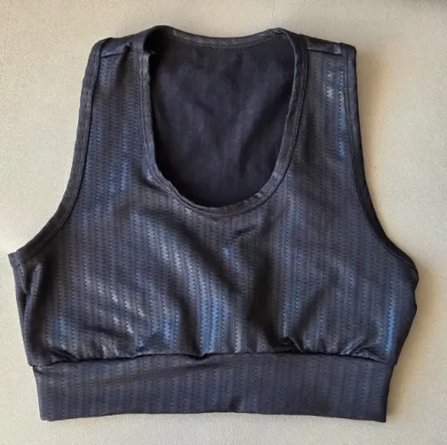 Top Fitness Black ZigZag Texturizado