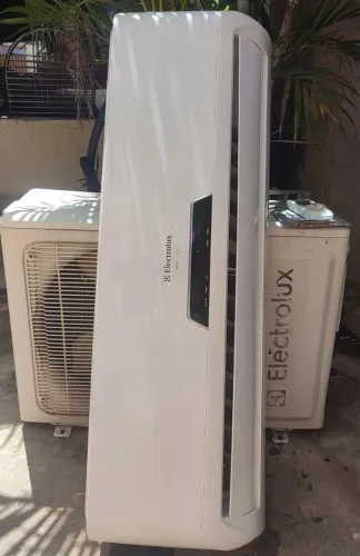 Ar condicionado 22 mil btus JÁ INSTALADO  vem pra melhor vendedora de usados de Teresina 
