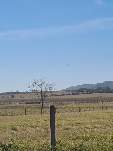 Terreno de 1000m e construção