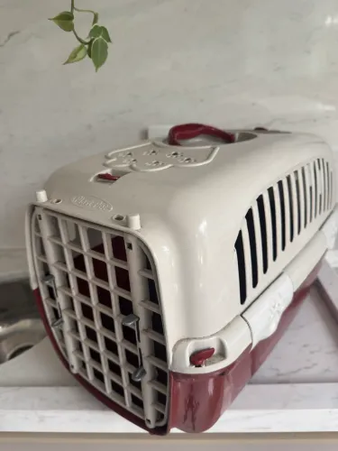 Caixa transportadora PET