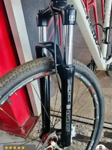 Suspensão Suntour XCM 30 XCT 30