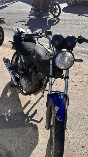 HONDA CG 125 FAN (pneu e mesa trocados recente)