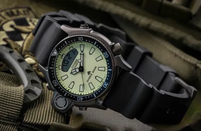 CITIZEN PROMASTER AQUALAND JP2007-17W - FULL LUME - Pulseira extensora de mergulho extra