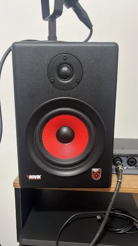 Monitor de áudio profissional Novik Neo Concert 5 Mkii