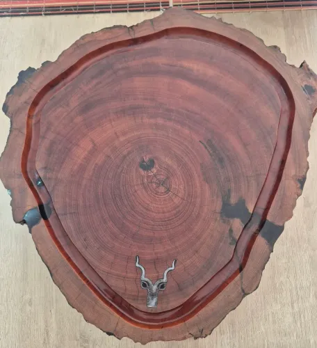 Tábua de Cortes  Antílope wood