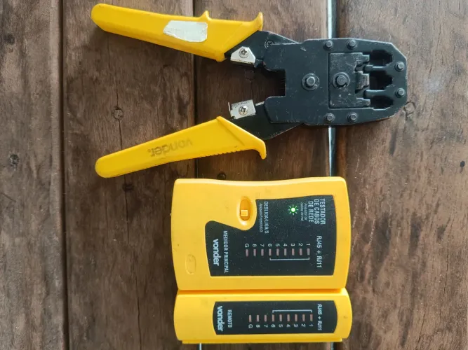 Testador de cabos de rede e alicate prensa Rj45 e rj11