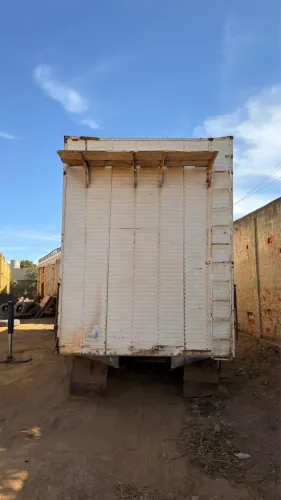 Vendo baú cavaqueira de Truck